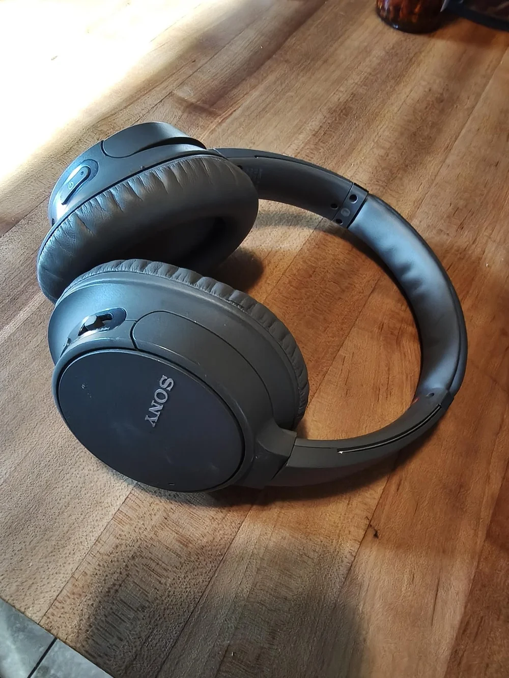 Sony WH-CH700N Wireless Noise Canceling Over-Ear Headphones (Gray)